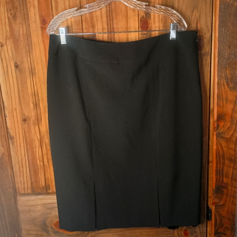 Classic Black Women's Pencil Skirt